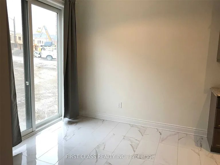 95 Hartney Dr — Photo 5