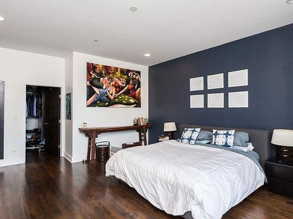 3rd image of 3257 N Paulina St #3C