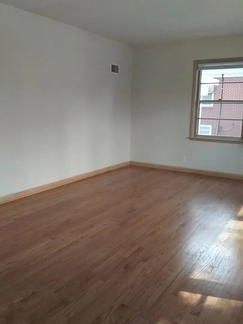 3924-26 D Street — Photo 2