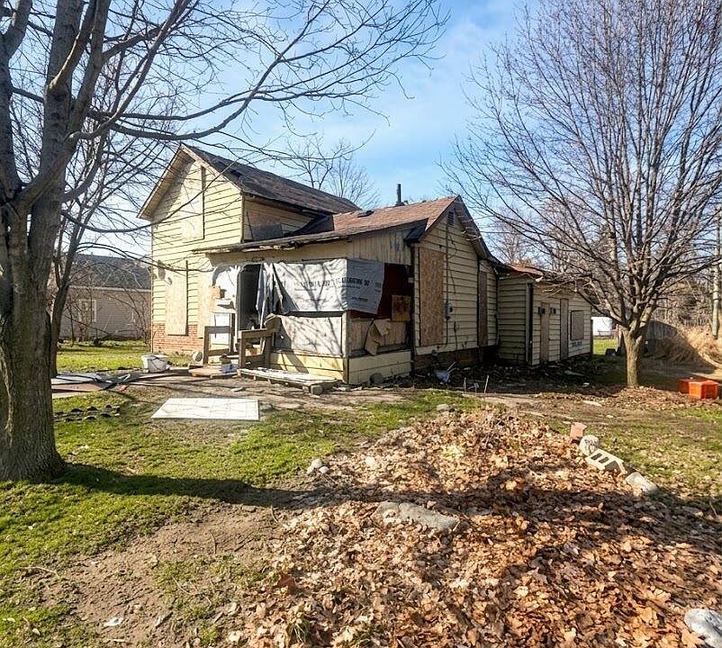 1st image of 17806 E State St