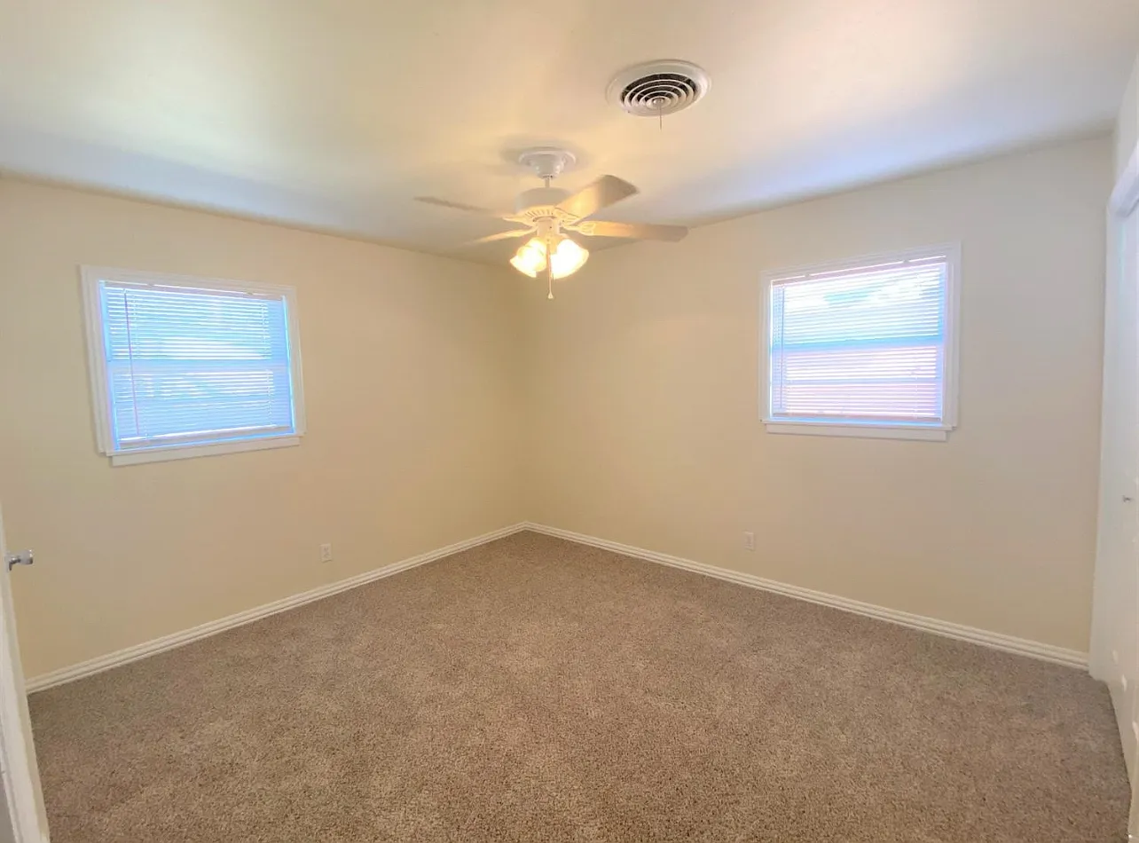 4908 43rd Street - PM3 - 1 — Photo 3