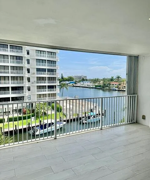 3100 NE 47th Ct #401 — Photo 32