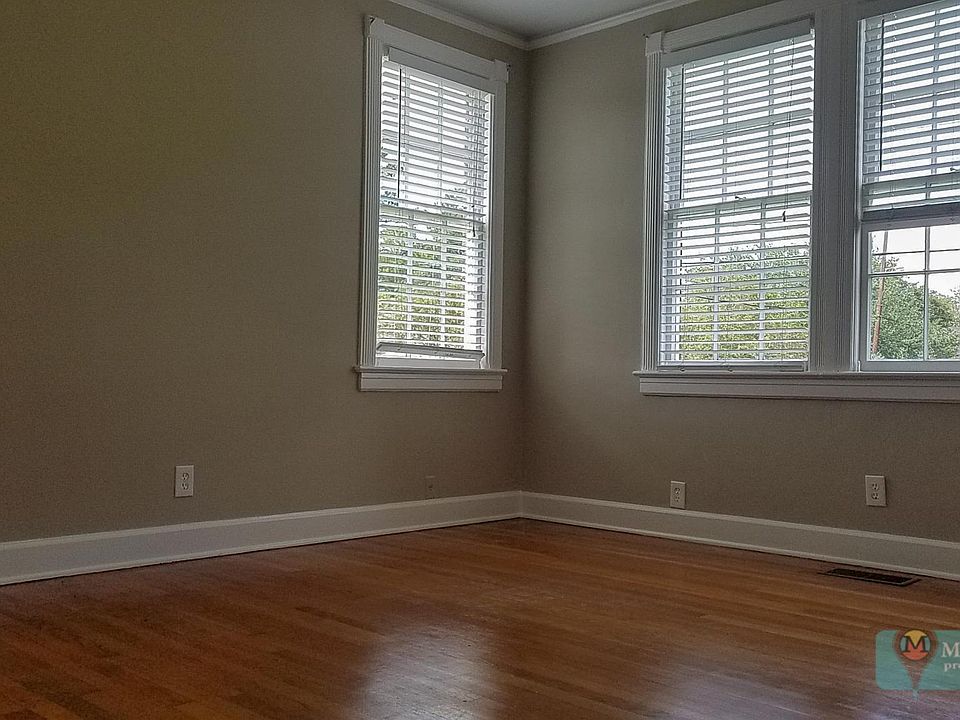 2nd image of 602 E 53rd St APT 1