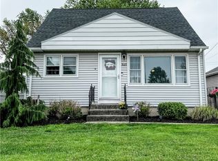 545 Downing St, Buffalo, NY 14220