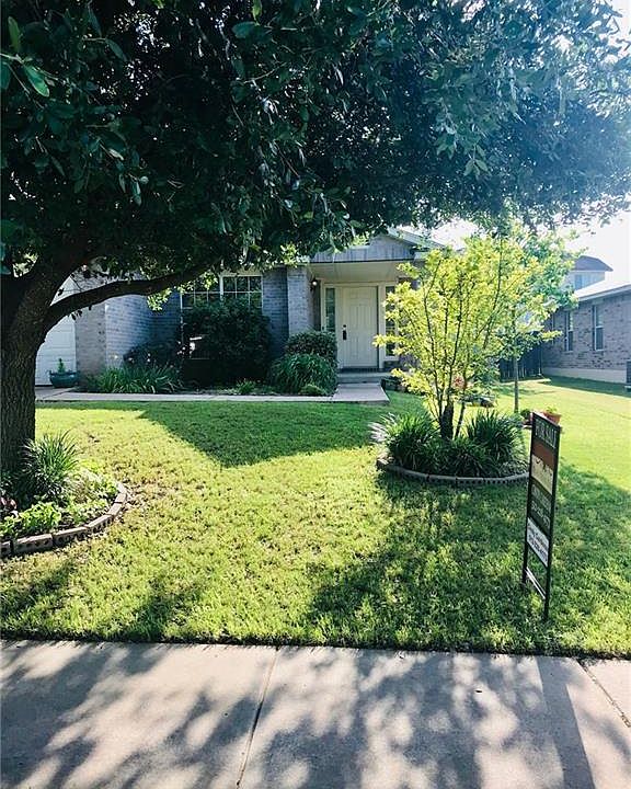 1st image of 1117 Burgess Dr