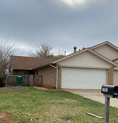 12602 Abbotts Way — Photo 22