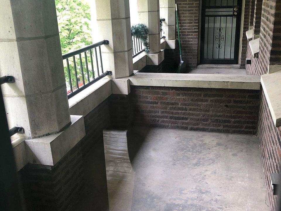 1st image of 5427 S Michigan Ave APT 3
