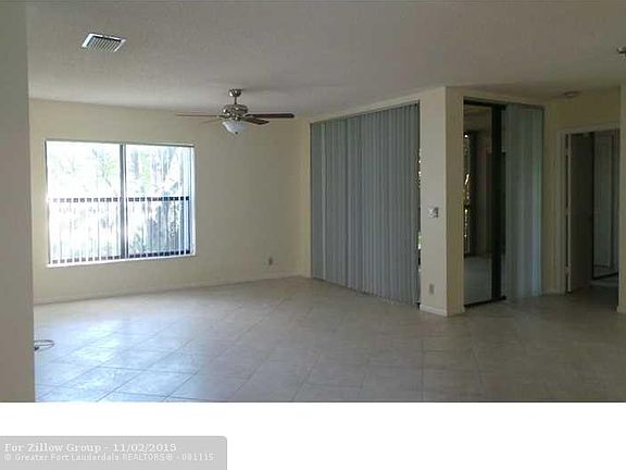 5th image of 4479 Carambola Cir S #27332