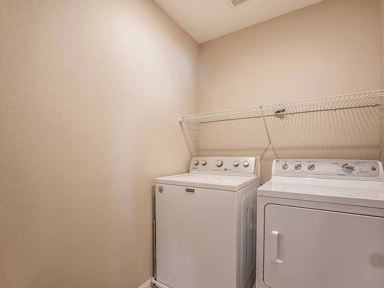 1553 Razella Ct — Photo 18