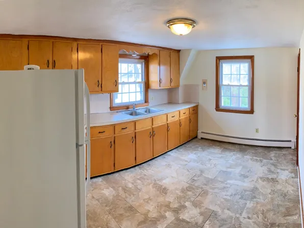 (undisclosed Address), Attleboro, MA 02703
