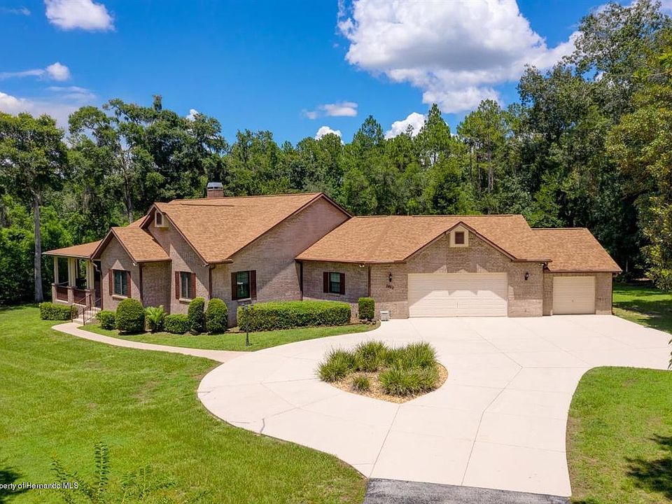 1st image of 5452 Valley View Dr