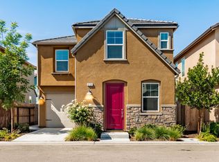 3721 Magnificent Way, Clovis, CA