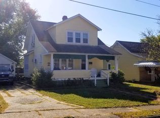 608 24th St, Vienna, WV 26105