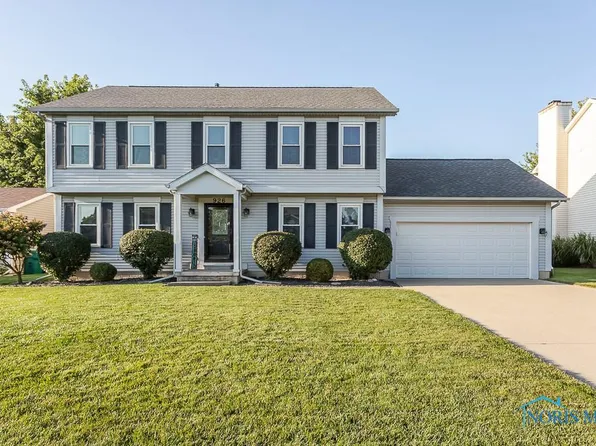 926 Orchard Dr, Rossford, OH 43460