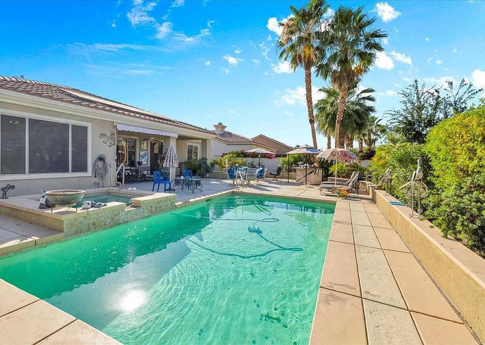 1st image of 80688 Avenida Santa Carmen
