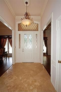 3rd image of 2901 Glendale Dr