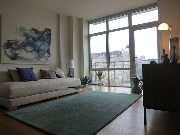 4th image of 344 E 110th St APT 11A