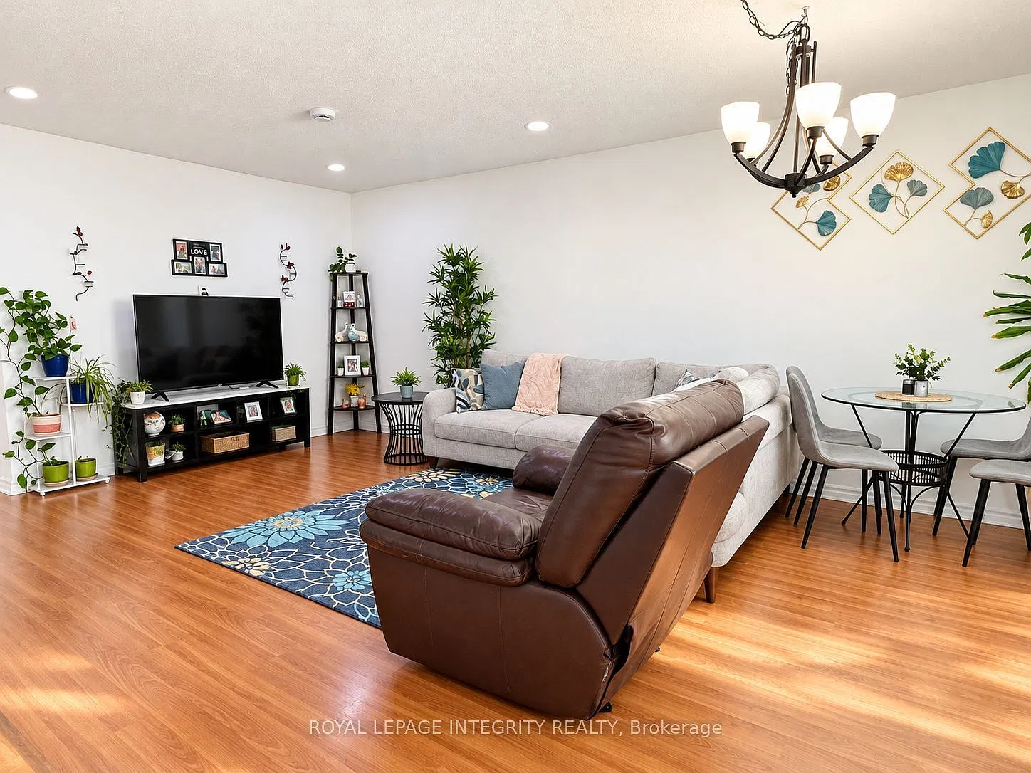 3 bed, $2,250 — Photo 4