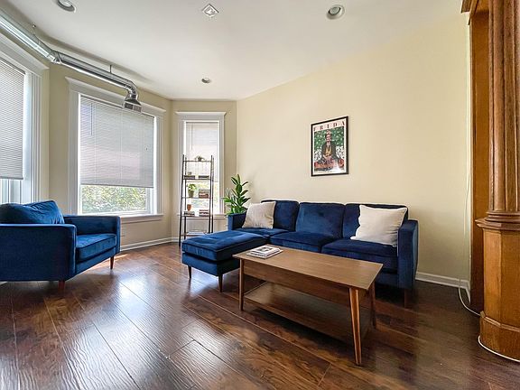 3rd image of 2638 N Talman Ave #3F
