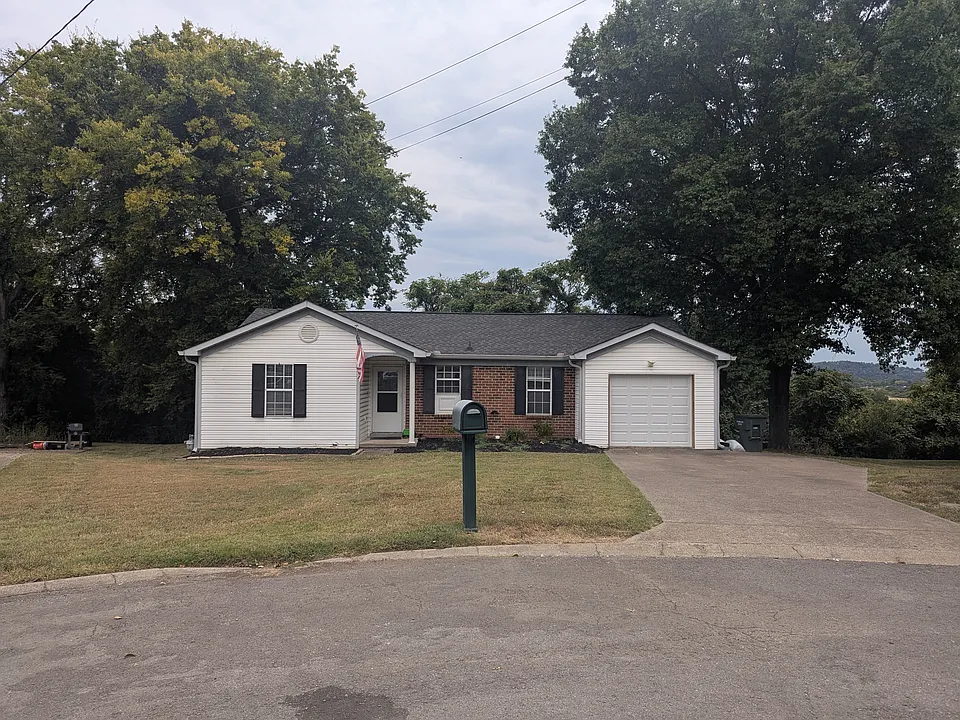 3325 Dockside Dr