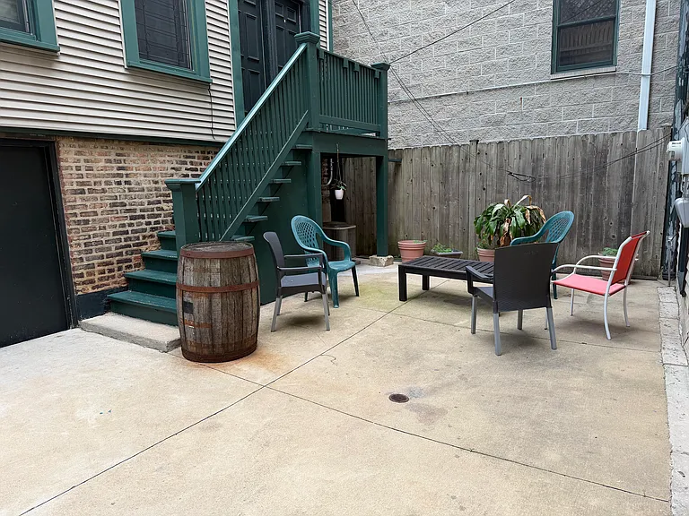 843 W Roscoe St #1F — Photo 13
