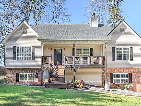 4th image of 279 Highlander Way