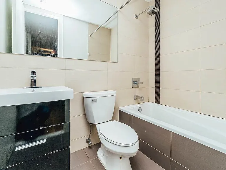 22 Fayette St #3R — Photo 9