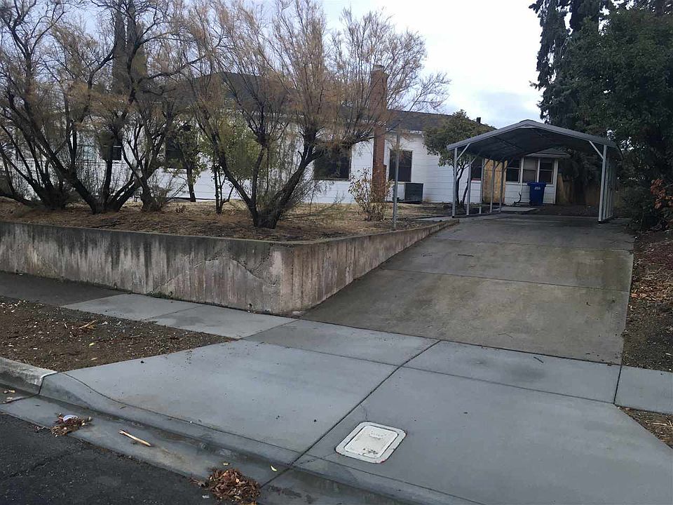 1st image of 1242 Metten Ave