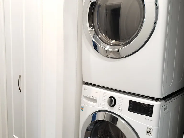415 New York Ave #2B — Photo 9