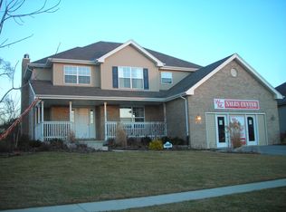 213 Westgate Dr, Peotone, IL 60468