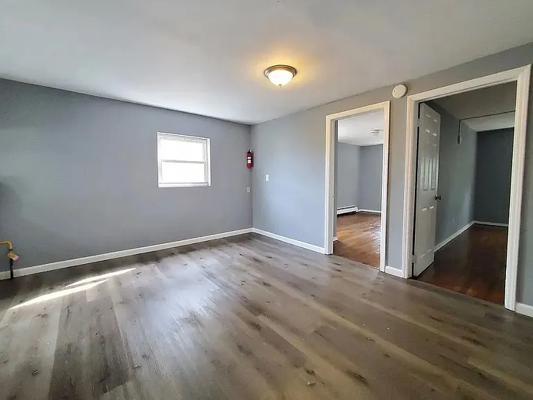 700 N 5th St #2L — Photo 3