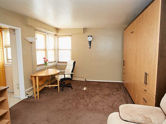4th image of 17270 Highland Ave APT 9F