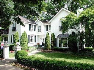 416 W Hickory St, Hinsdale, IL