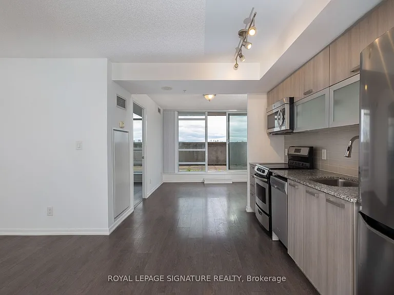 68 Abell St #923 — Photo 22