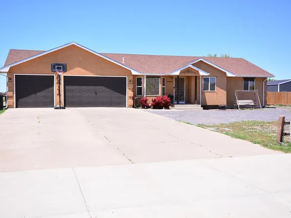 671 N McCulloch Blvd, Pueblo West, CO 81007