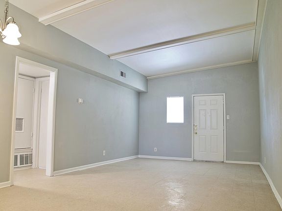 5th image of 203 Westoak Rd #A