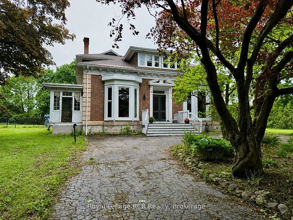 4th image of 388 Durham Rd E