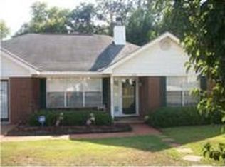 123 Mossydale Ln, Albany, GA 31721