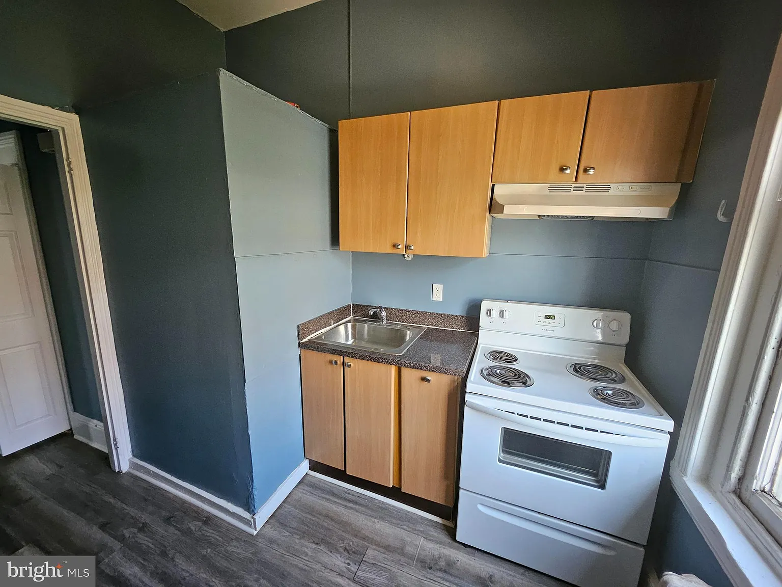 1 bed, 2262 sqft, $900 — Photo 2