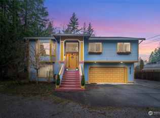 622 Sprague Valley Dr, Maple Falls, WA