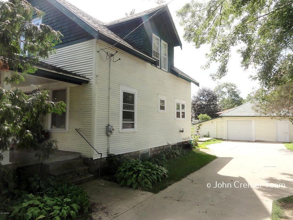1st image of 2983 Ivanrest Ave SW