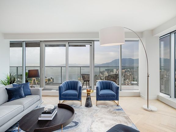 3rd image of 1480 Howe St #4703