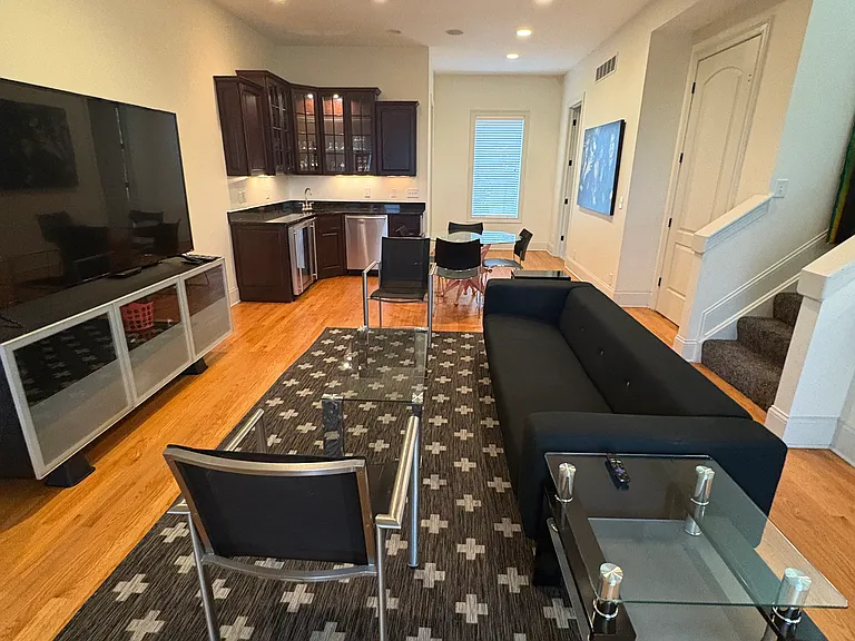 1230 Elsinore Ave — Photo 33