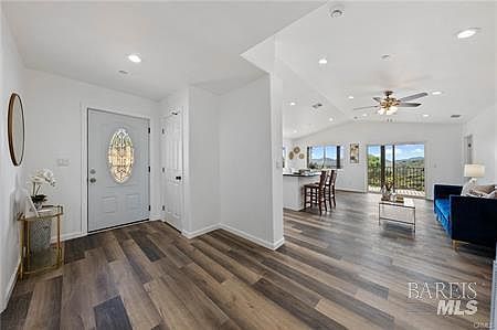 5th image of 10818 Skyview Drive