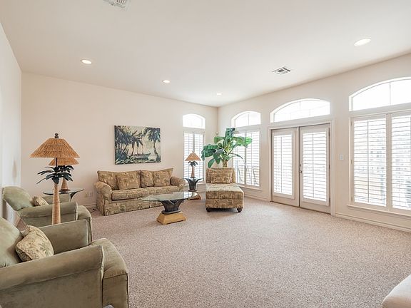 2nd image of 6517 Beach Dr