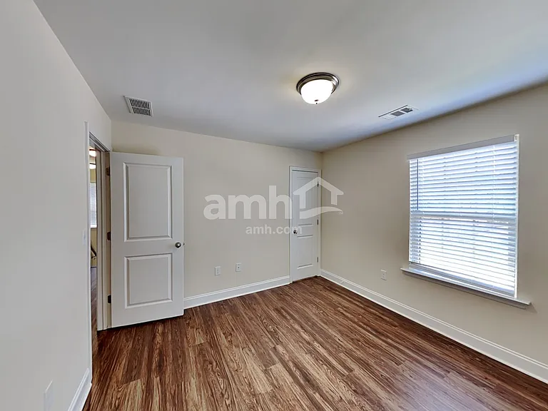 72 Monarch Way — Photo 15