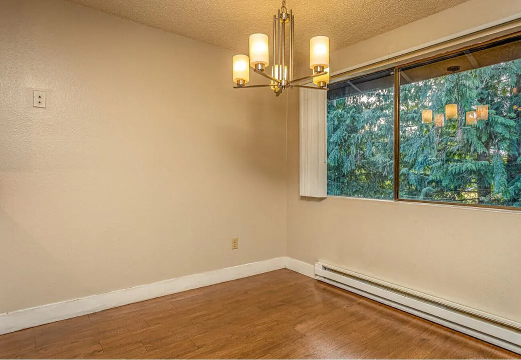 The Martin At Meadowdale — Photo 4