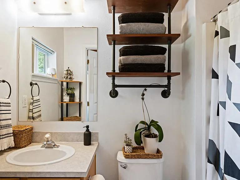 Storage Space in Bathroom