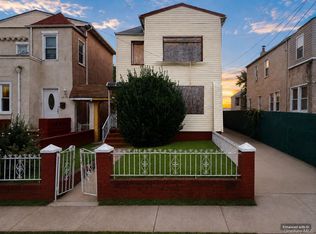 138-16 233rd St, Rosedale, NY 11422