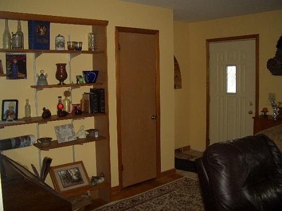 3rd image of 107 Wyeville Ave